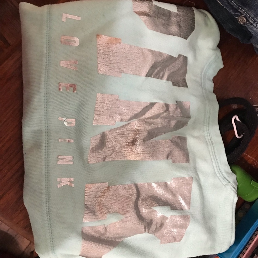 Pink sweatshirt: Small